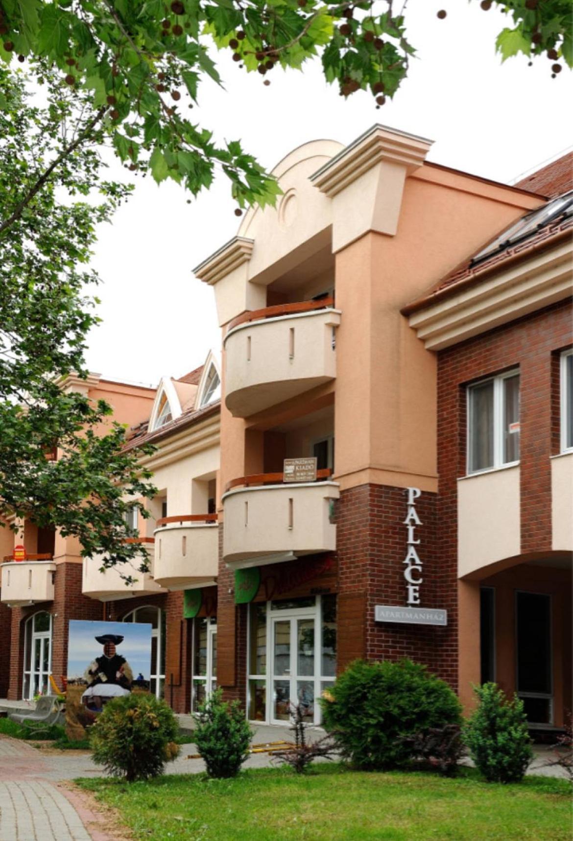 Grace Apartman Hajduszoboszlo Luaran gambar